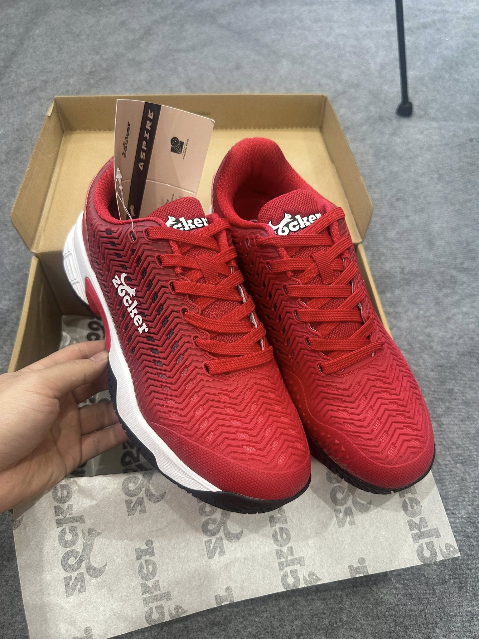 Giày Pickleball Zocker Aspire đỏ